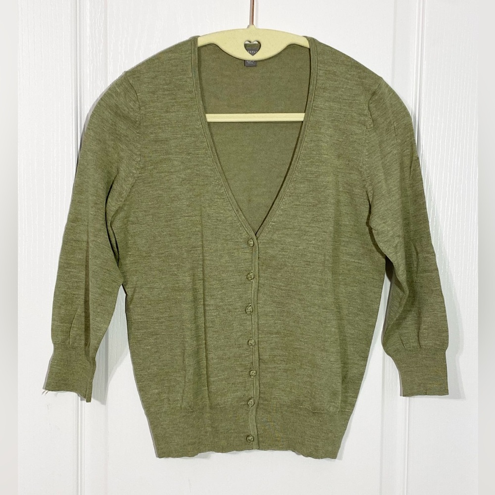 Y2K VTG Ann Taylor SILK Blend Decorative Button Cropped Cardigan Sage Green XS